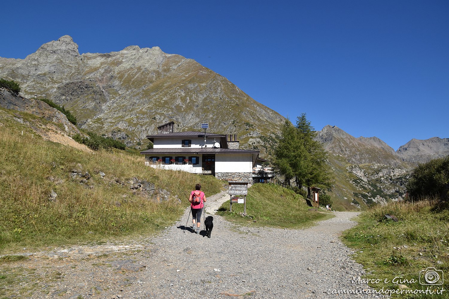 038 Valbondione - Rifugio Curò.JPG